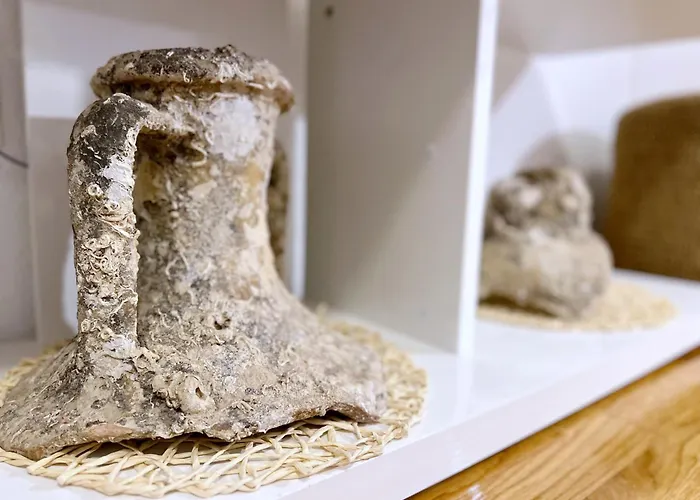 Tai - Spacious And Comfy With Private Terrace Affittacamere Hvar Town